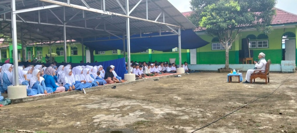 Peringatan Isra’ Mi’raj, Kunjungan Wali Santri, dan Pengajian Bulanan Warnai Kegiatan Darusy Syafi’iyah